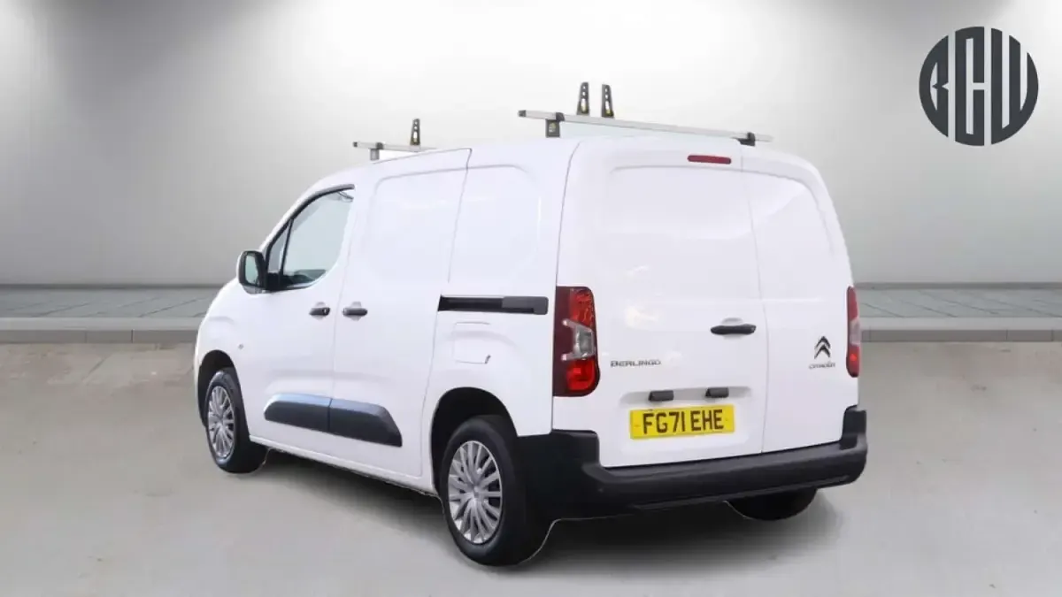 Used Citroën Berlingo 75 HP (55 kW) 2021 White MPV