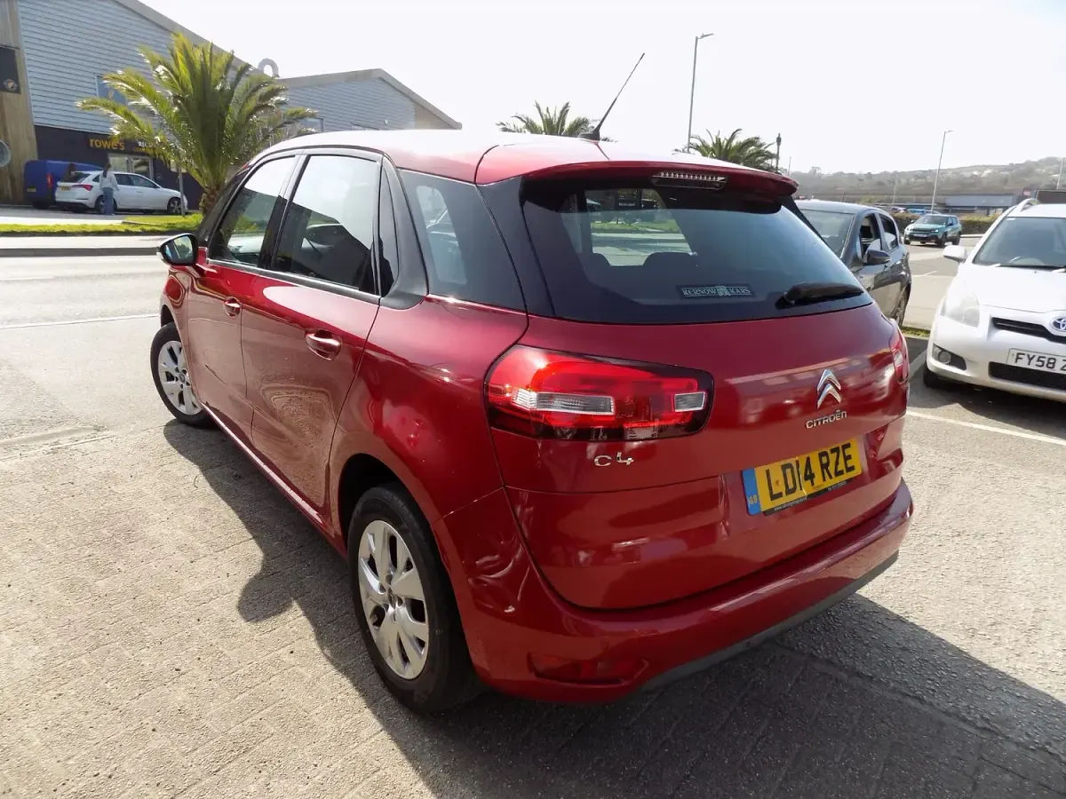 Used Citroën C4 Picasso VTR Sport 2014 Red MPV