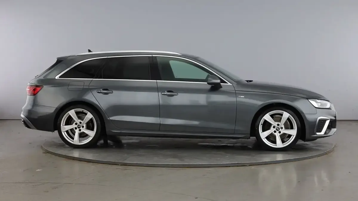 Used Audi A4 S-Line 150 HP (110 kW) 2023 Grey Estate
