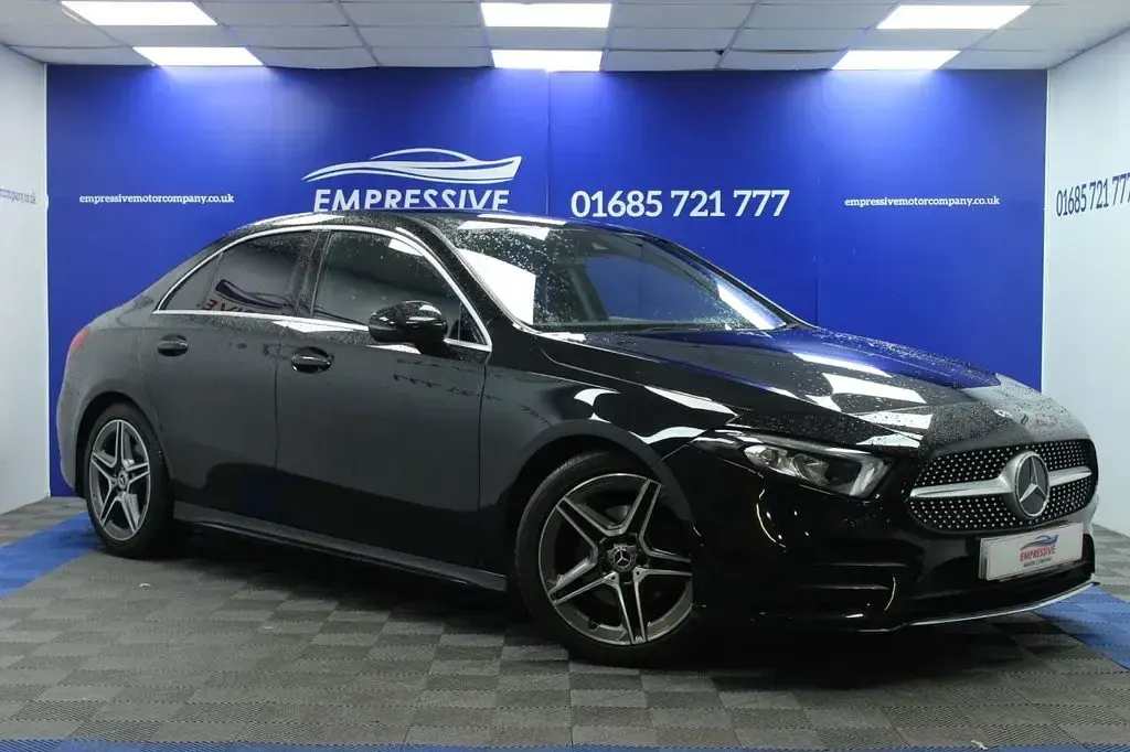 Usado Mercedes A200 AMG line 163 HP (119 kW) 2019 Preto Sedan