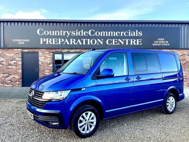 Used VW T6.1 Highline 150 HP (110 kW) 2022 Blue Van