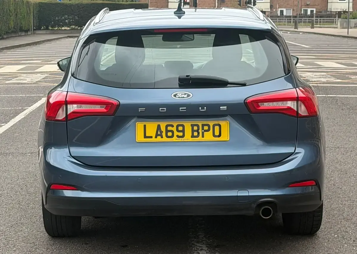 Used Ford Focus Titanium 125 HP (91 kW) 2019 Blue Estate