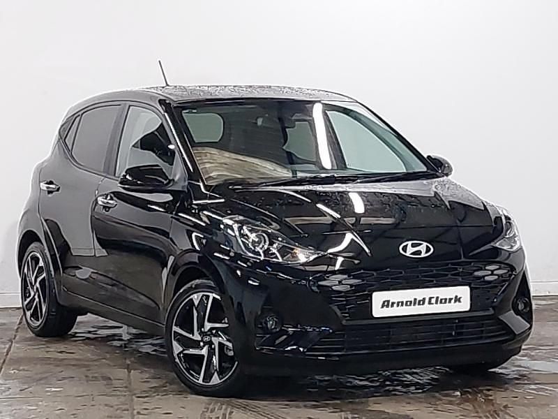 New Hyundai i10 Premium 79 HP (58 kW) 2026 Pearl  phantom black Hatchback