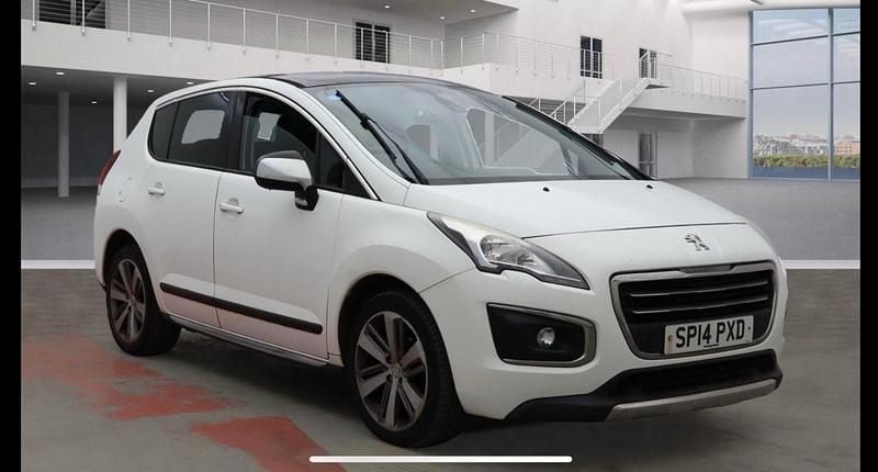 White Used 2014 Peugeot 3008 Allure Hatchback | £3,495 (Fair price) - Image 1/4