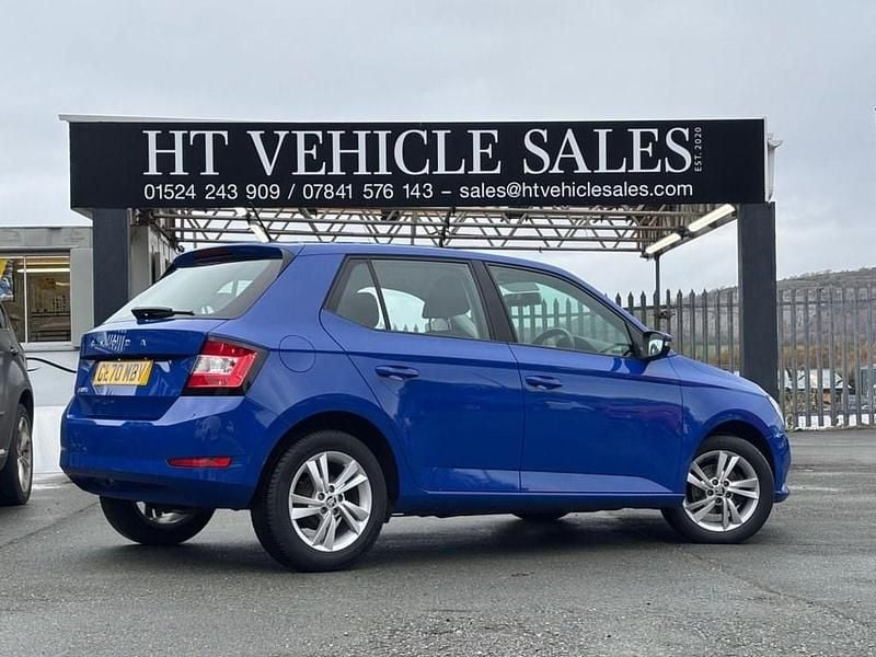 Used Skoda Fabia SE 60 HP (44 kW) 2020 Blue Hatchback