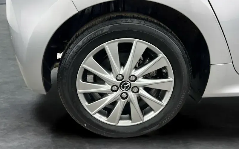 Used Mazda 2 116 HP (85 kW) 2023 Silver Hatchback