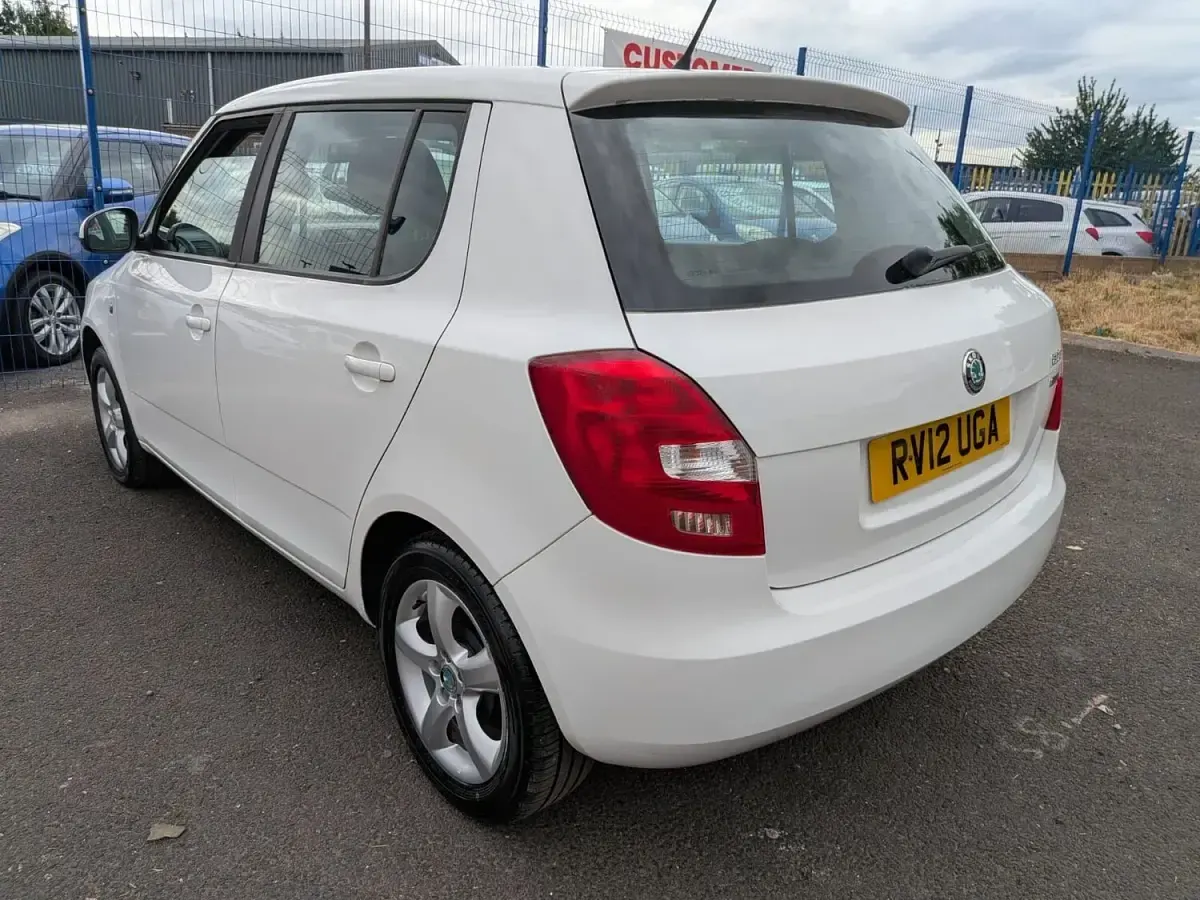 Used Skoda Fabia SE 2012 White Hatchback