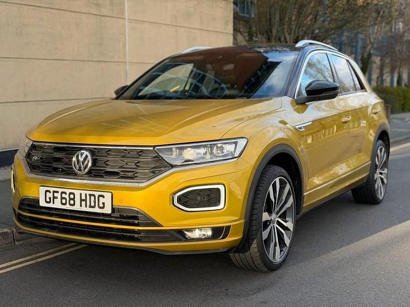 Used VW T-Roc R-line 150 HP (110 kW) 2018 Yellow SUV