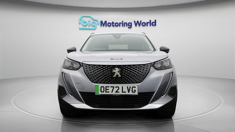 Używany Peugeot e-2008 Active+ 98 kW (134 KM) 2022 Szary SUV