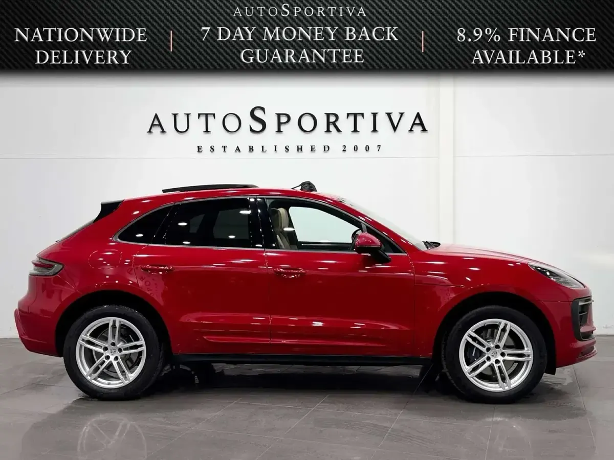 Used Porsche Macan 265 HP (194 kW) 2022 Red SUV