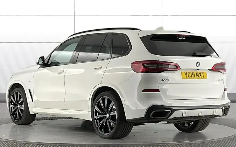 Used BMW X5 M Sport 333 HP (244 kW) 2019 White SUV