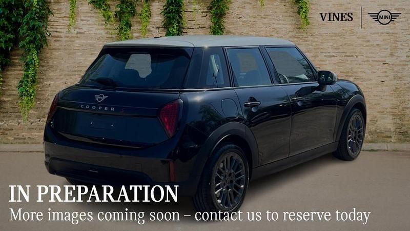 Usado Mini Cooper S Hatch 201 HP (147 kW) 2025 Preto Citadino