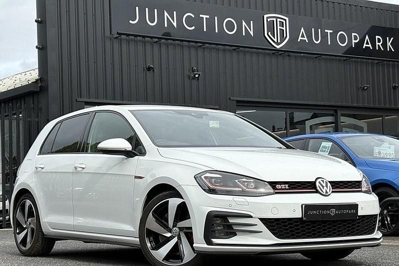 Used VW Golf VII GTI 245 HP (180 kW) 2019 White Hatchback