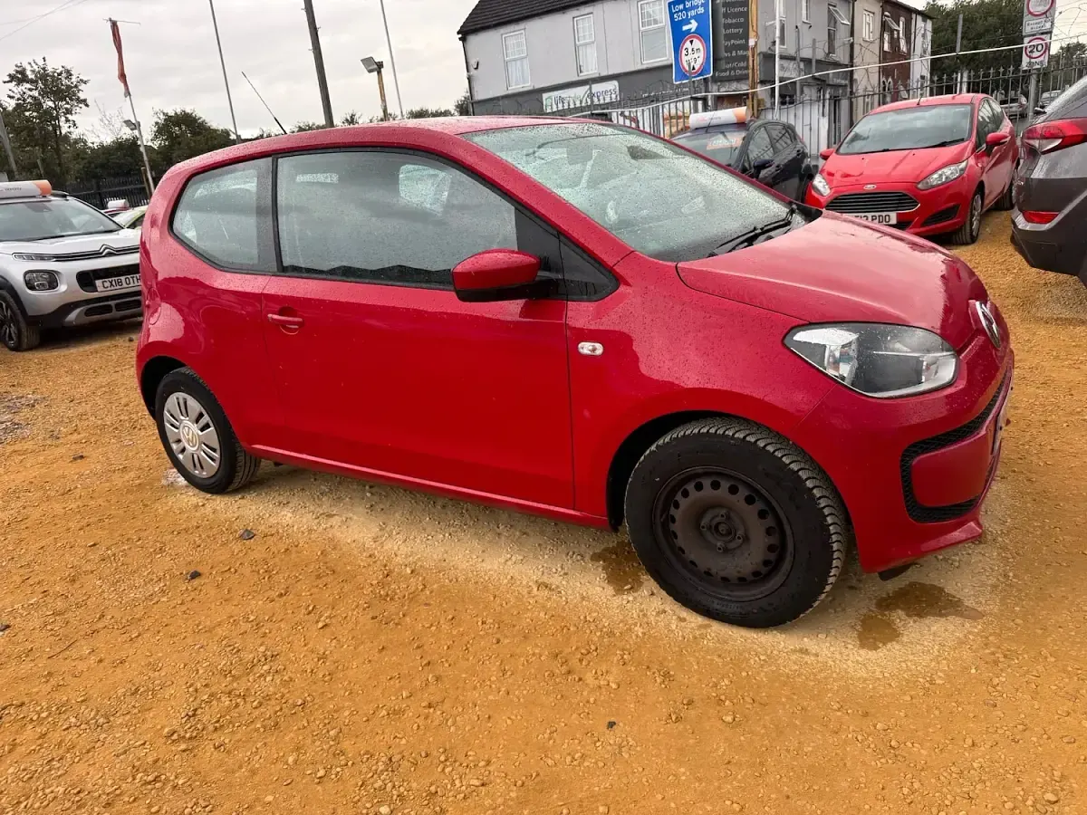Used VW up! move up! 60 HP (44 kW) 2012 Red Hatchback