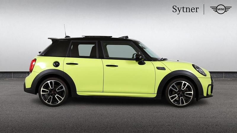 Usado Mini Cooper S Hatch 176 HP (129 kW) 2023 Amarelo Citadino