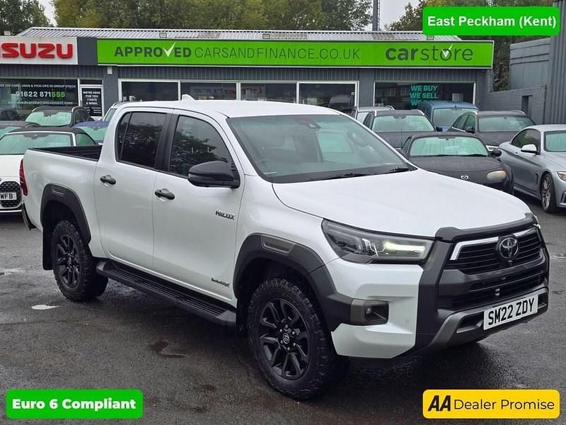 Used Toyota HiLux 204 HP (150 kW) 2022 White Pickup