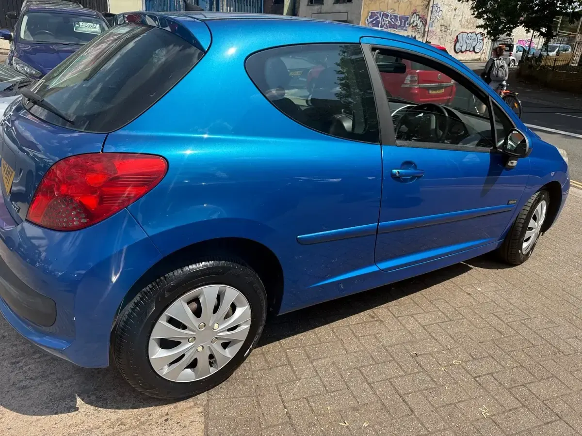 Used Peugeot 207 2008 Blue Hatchback