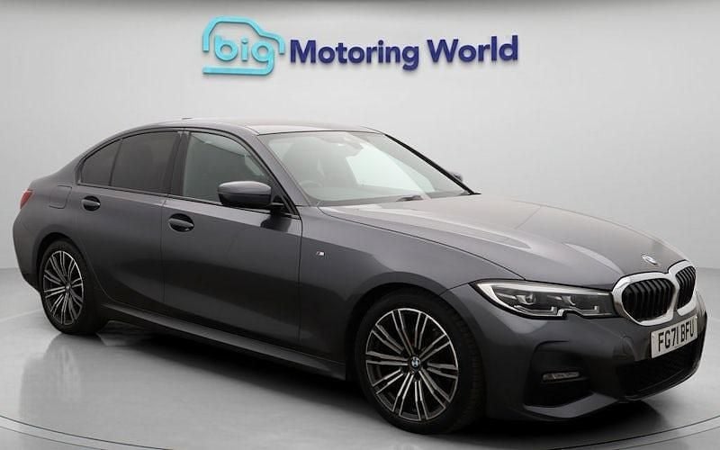 Used 2022 BMW 320 M Sport Sedan | £21,050 (Good price) - Image 1/4