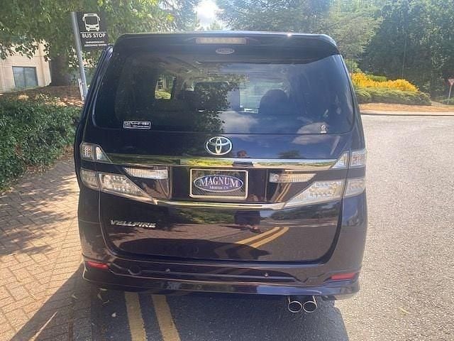 Used Toyota Alphard 170 HP (125 kW) 2011 Purple metallic MPV