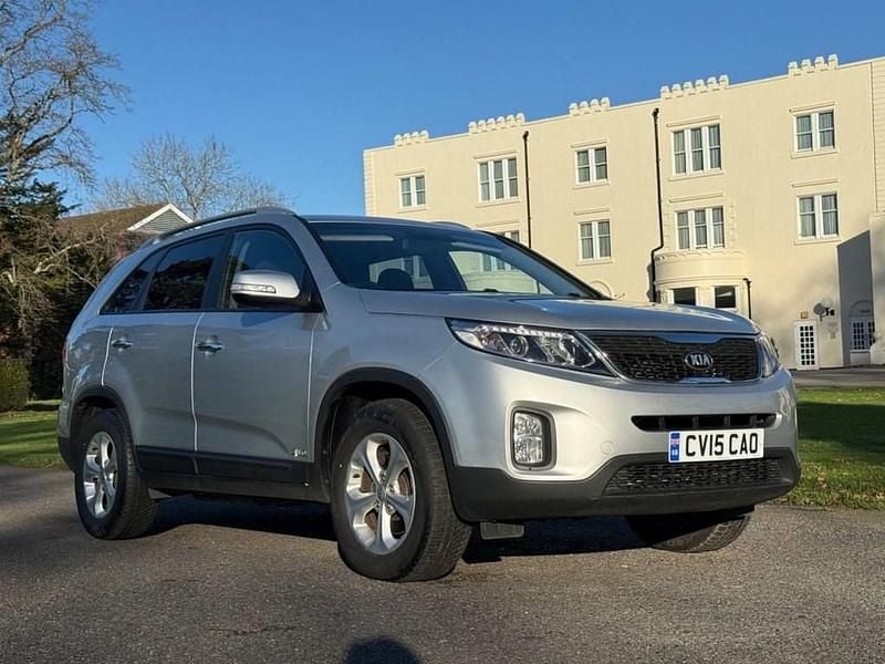 Silver Used 2015 Kia Sorento SUV | £6,995 (Fair price) - Image 1/4