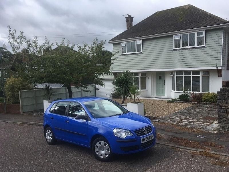 Begagnad VW Polo 2009 Blå Halvkombi