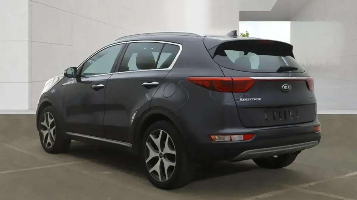 Used Kia Sportage GT-Line 115 HP (84 kW) 2017 Silver SUV