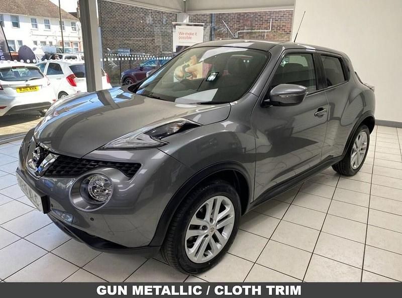 Used Nissan Juke N-Connecta 117 HP (86 kW) 2018 Grey SUV