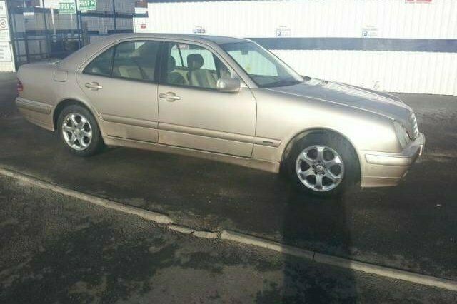 Used Mercedes E220 Classic 2002 Sedan