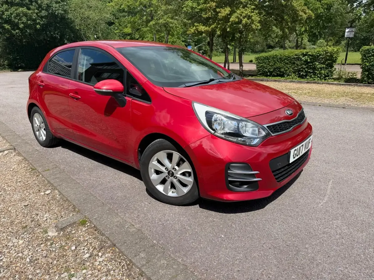 Used Kia Rio 84 HP (61 kW) 2017 Red Hatchback