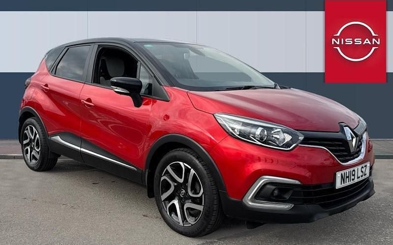 Other Used 2018 Renault Captur Iconic SUV | £10,499 (Fair price) - Image 1/4