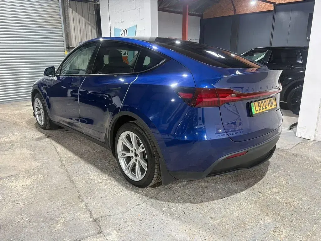 Used Tesla Model Y Long Range AWD 378 kW (514 HP) 2022 SUV