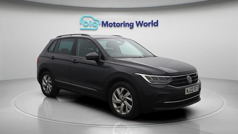 Used 2022 VW Tiguan S SUV | £15,300 (Super price) - Image 1/4
