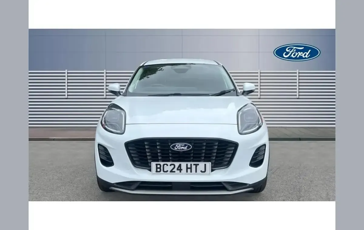 Used Ford Puma Titanium 123 HP (90 kW) 2024 White SUV