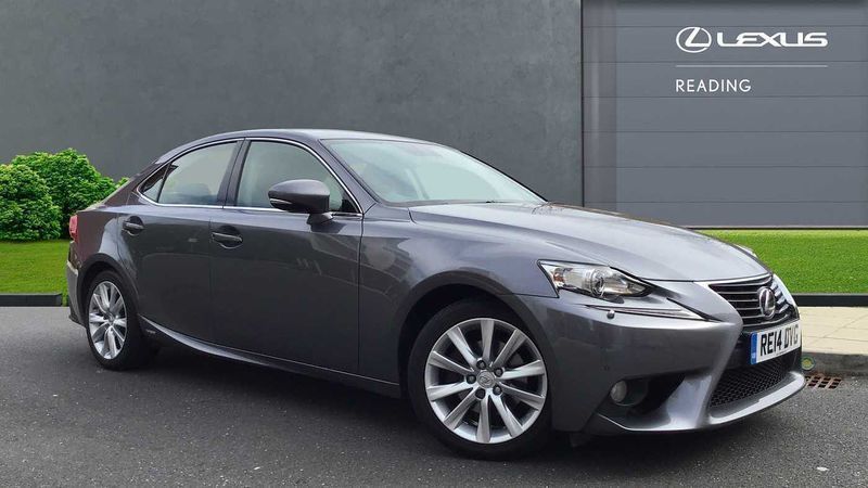 Lexus is300 hybrid