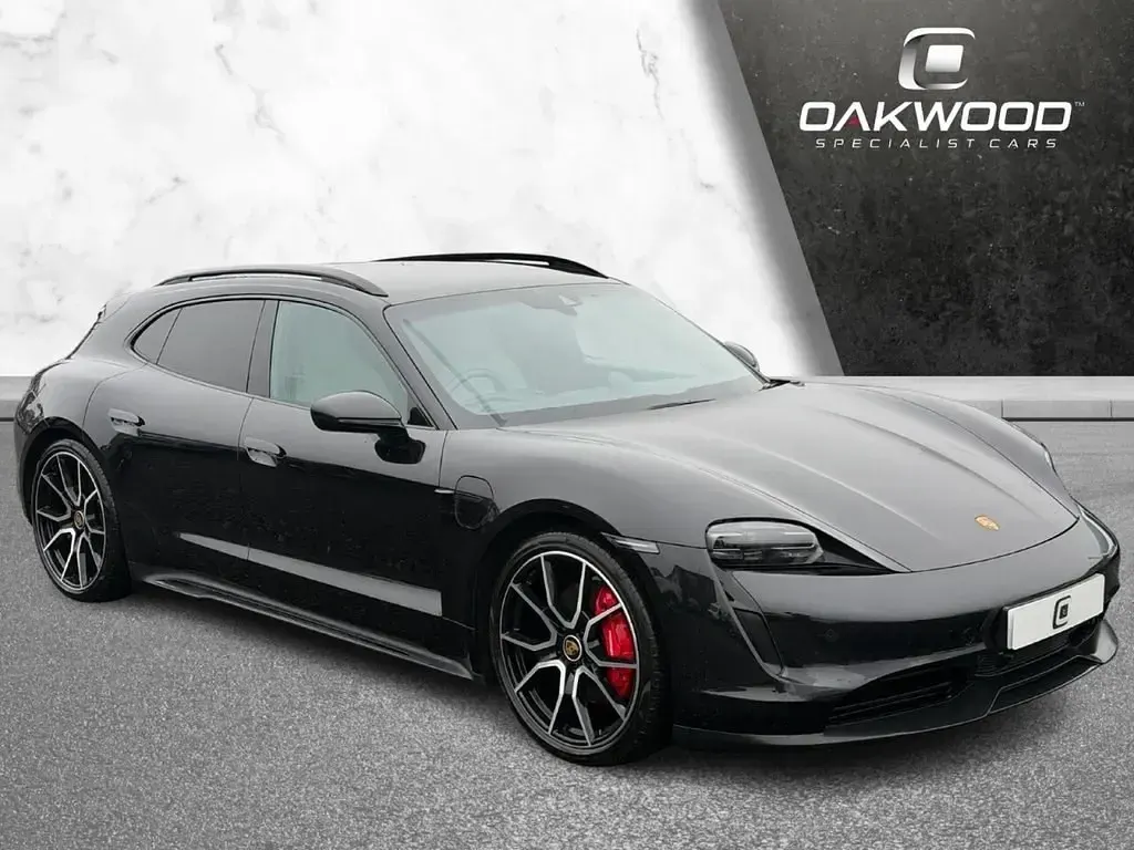 Usado Porsche Taycan Performance Package 11 kW (15 HP) 2022 Preto Carrinha