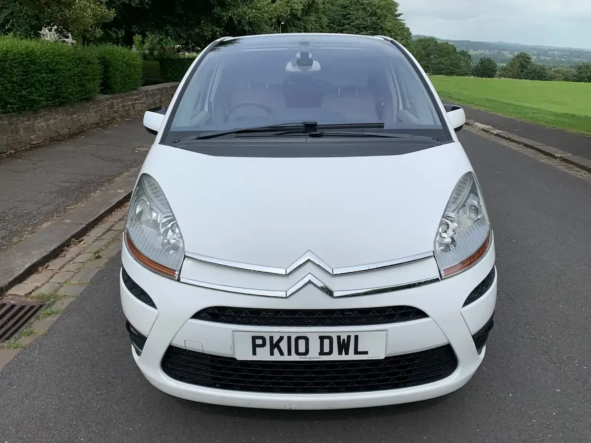 Used Citroën C4 Picasso Exclusive 2010 White MPV