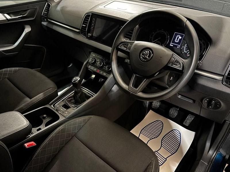 Used Skoda Karoq SE Technology 150 HP (110 kW) 2020 Blue SUV
