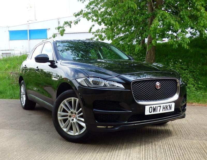 Black Used 2017 Jaguar F-Pace Portfolio SUV | £13,800 (A bit pricey) - Image 1/3