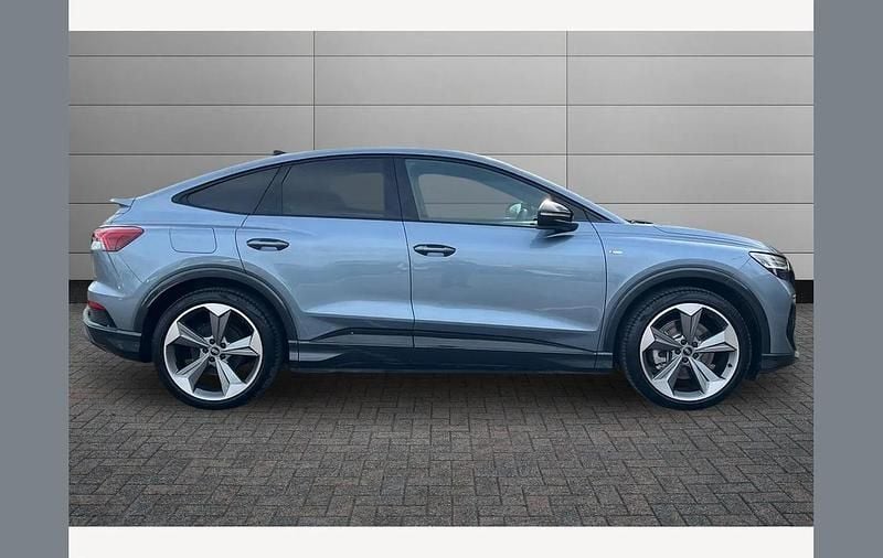 Used Audi Q4 Sportback e-tron Black Edition 210 kW (286 HP) 2025 Blue SUV