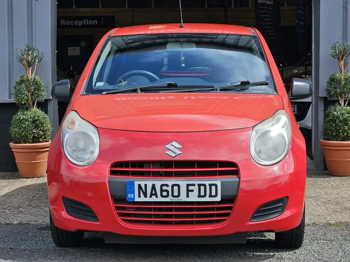 Used Suzuki Alto SZ3 68 HP (50 kW) 2010 Red Hatchback