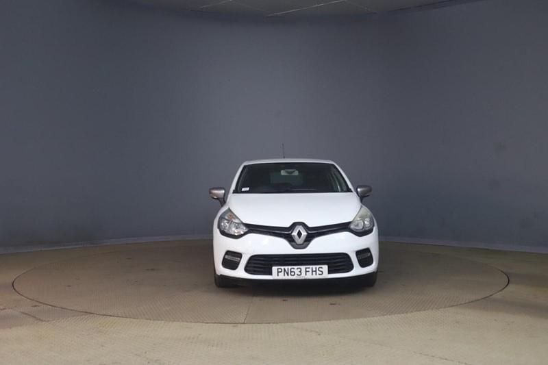 Used Renault Clio IV GT-Line 2013 White Hatchback