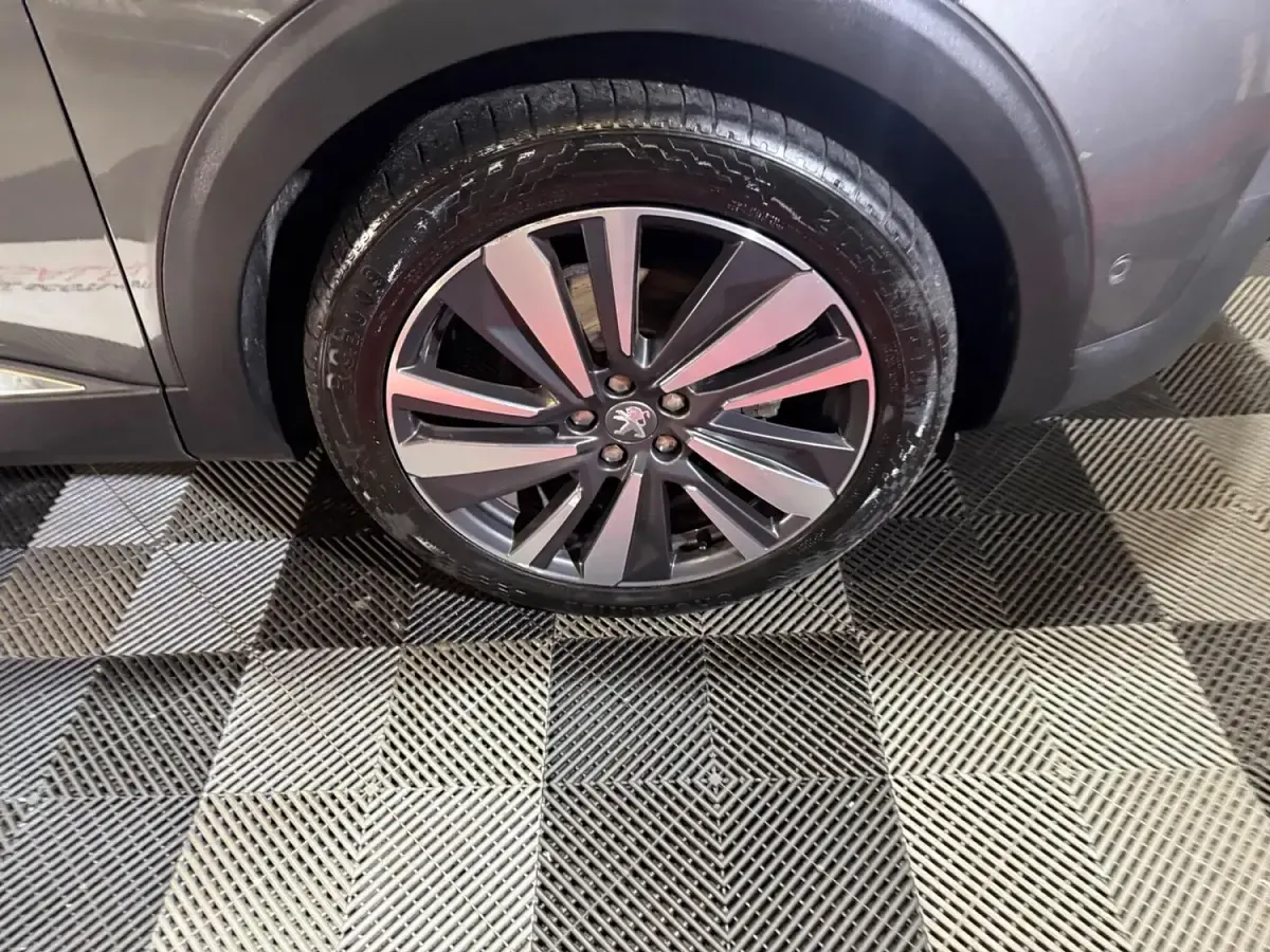 Used Peugeot 3008 GT-line 130 HP (95 kW) 2019 Grey SUV