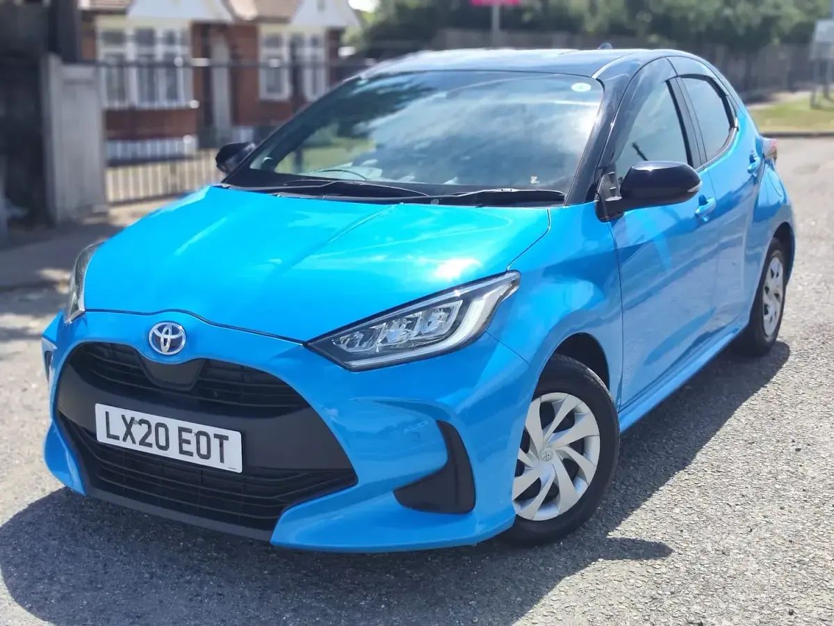 Used Toyota Yaris 2020 Blue Hatchback