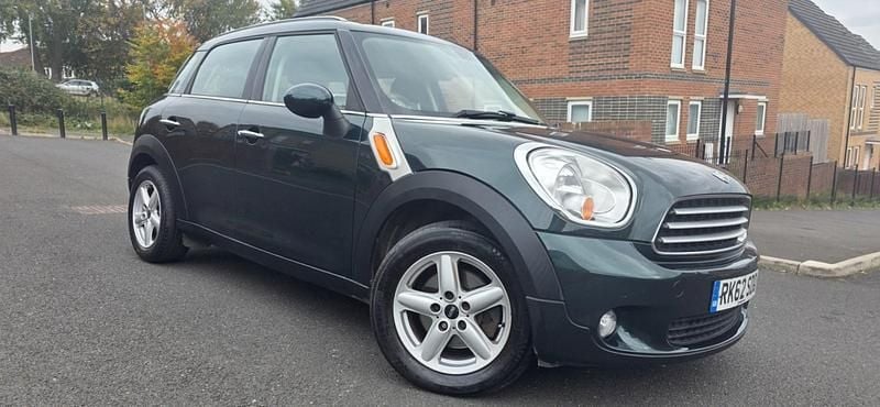 Green Used 2012 Mini Cooper D Countryman SUV | £4,990 (Fair price) - Image 1/4