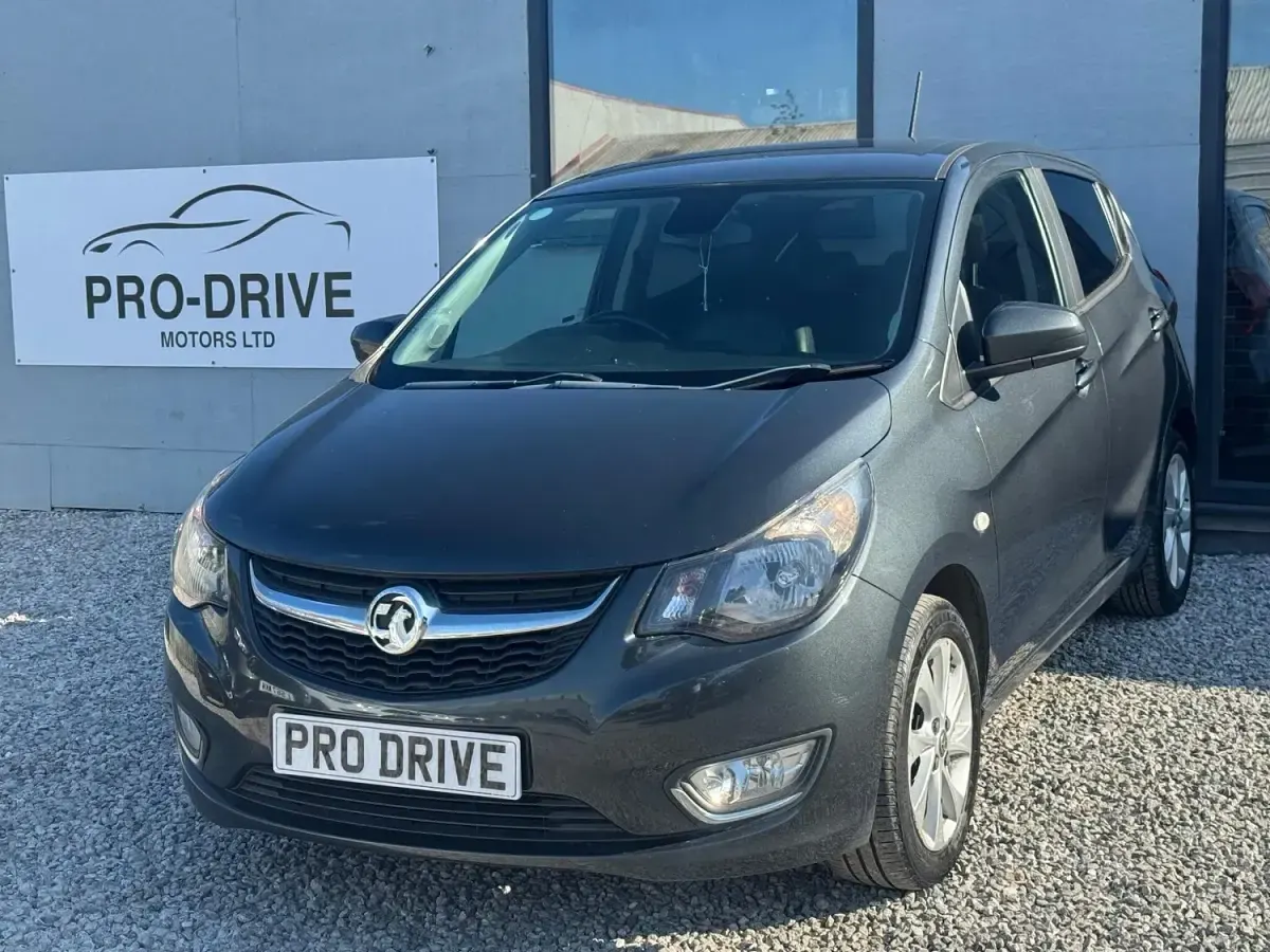 Used Vauxhall Viva 75 HP (55 kW) 2018 Grey Hatchback