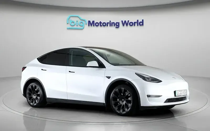 Used Tesla Model Y Long Range AWD 286 kW (389 HP) 2025 SUV