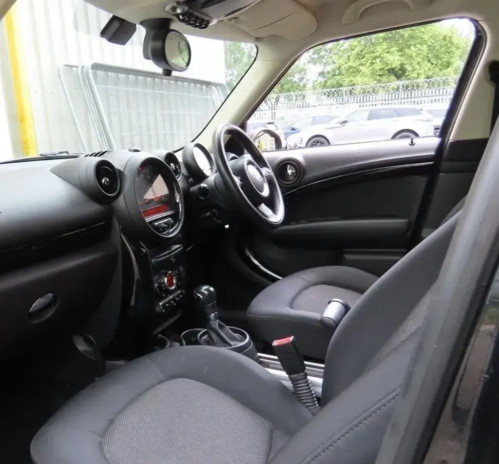 Used Mini One Countryman 98 HP (72 kW) 2015 Black SUV