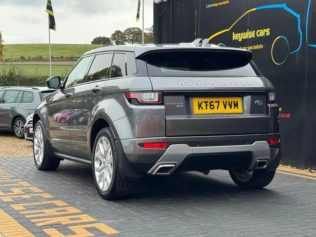 Used Land Rover Range Rover evoque HSE Dynamic 2018 Grey Estate