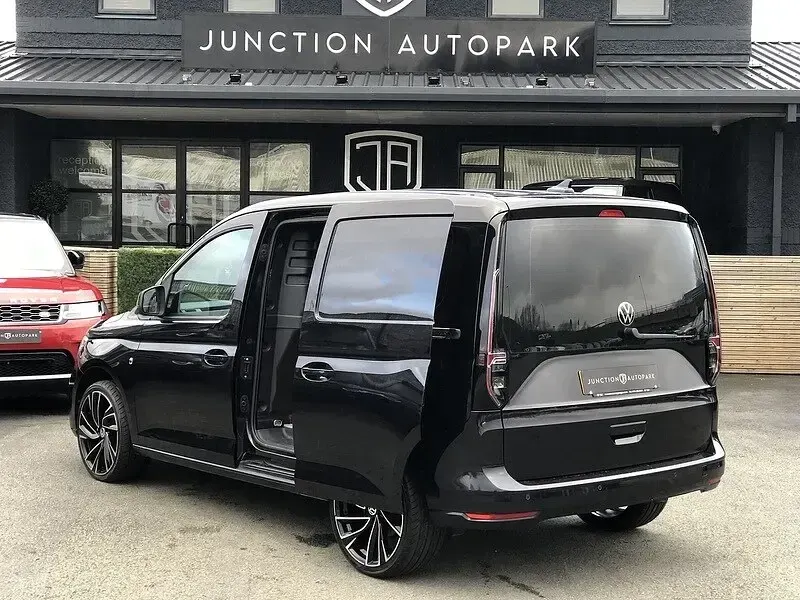 Used VW Caddy Pro 122 HP (89 kW) 2024 Black MPV