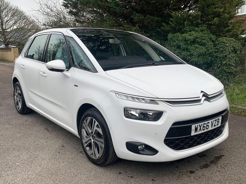 Used Citroën C4 Picasso Exclusive 2016 White MPV